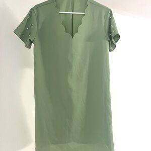 S Light Green Dress with Pearl Sleeves